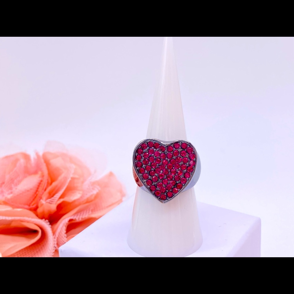 Guess Heart Shaped Ring